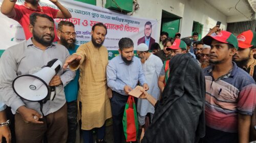 ক্ষতিগ্রস্তদের পাশে ডা. এস.এম খালিদুজ্জামান